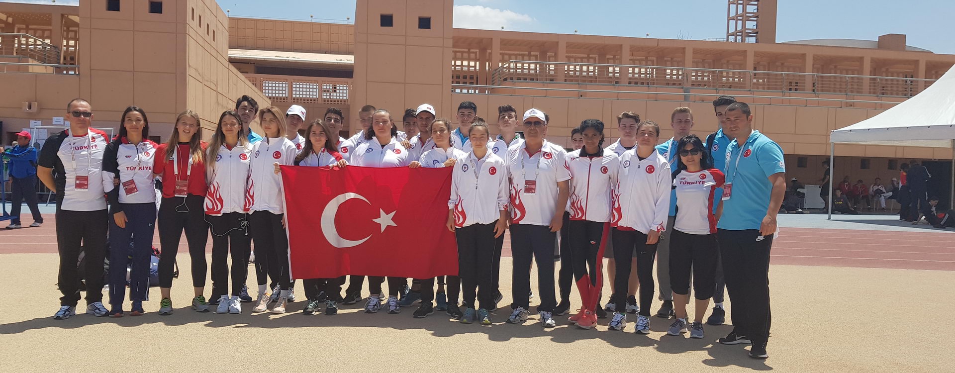 Yasemin Zehra Börekçi atletizm branşında 400 metrede Dünya 8. oldu