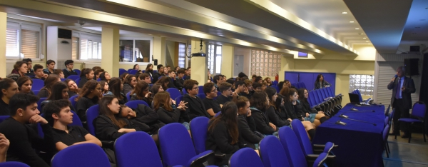 9. Sınıf Öğrencilerimize "Organ Bağışı" Konulu seminer