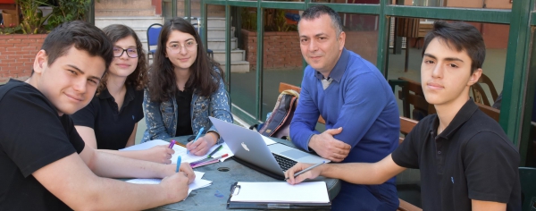 Okulumuz Uluslararası Matematik Modelleme Yarışması'nda Ülkemizi temsil etmeye hak kazanmıştır.