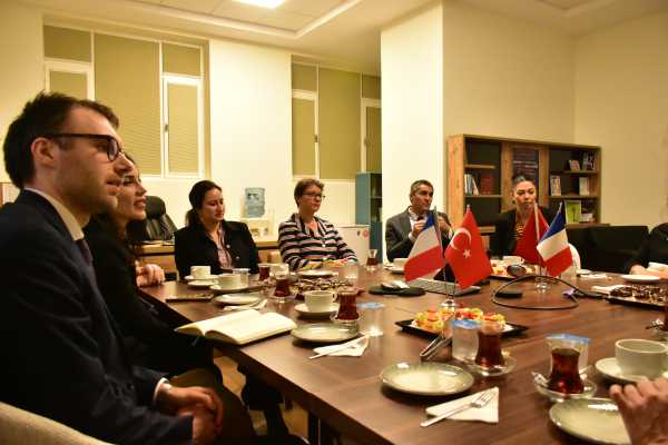 Fransa’nın Türkiye Büyükelçisi Sayın Isabelle Dumont Okulumuzu Ziyaret Etti